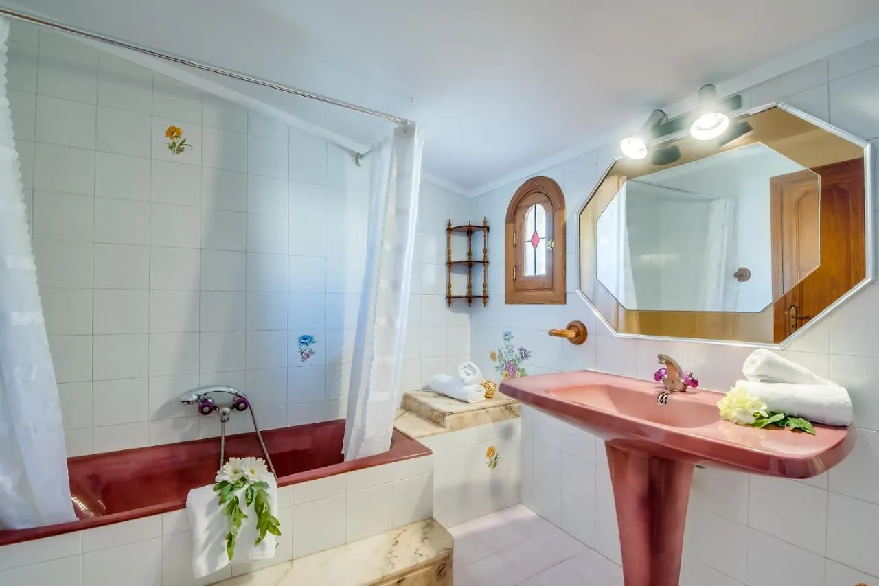 Ideal Property Mallorca - Villa Vallespir Alcudia  0*, Alcudia (Mallorca)